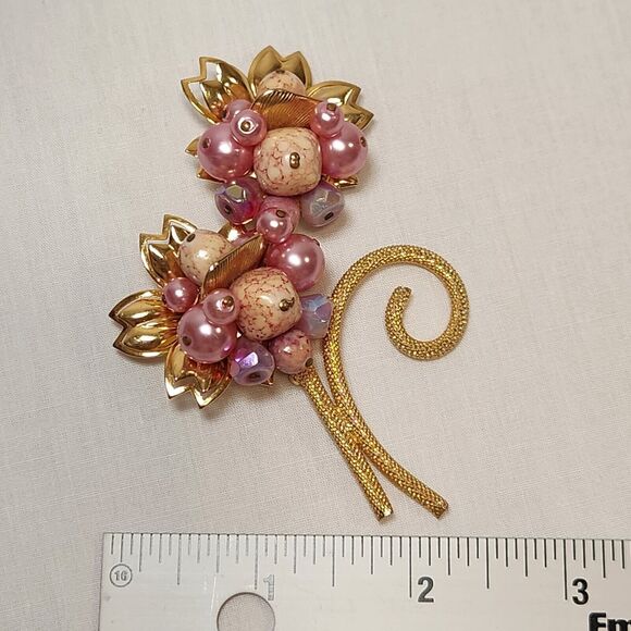 Vintage Brooch Faux Pearl and Gold Tone Pink Beads Irridescent Purple 3.5 inch - Picture 4 of 8